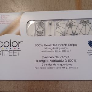 Color Street Nail Polish Strips - Web of Lies - Overlay